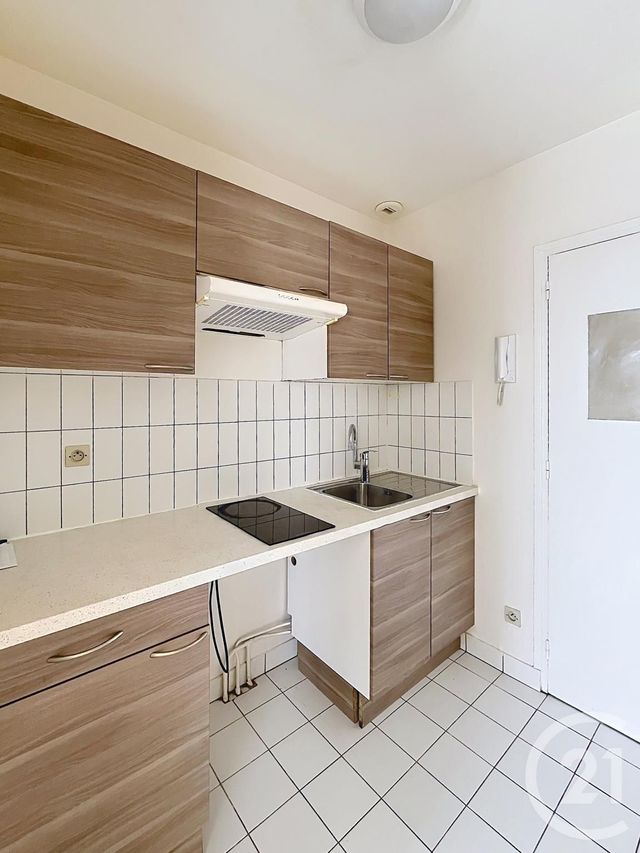 Appartement F1 à vendre - 1 pièce - 30.0 m2 - BRIE COMTE ROBERT - 77 - ILE-DE-FRANCE - Century 21 Concept Immobilier