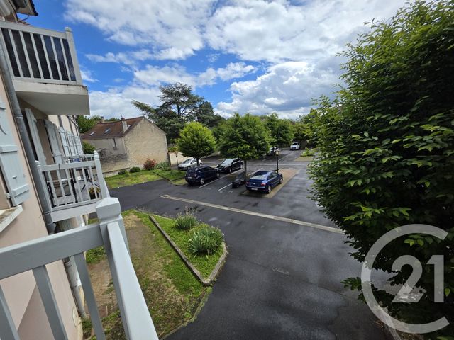 Appartement F2 à louer - 2 pièces - 50.5 m2 - BRIE COMTE ROBERT - 77 - ILE-DE-FRANCE - Century 21 Concept Immobilier