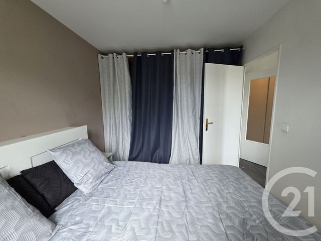 Appartement F2 à louer - 2 pièces - 50.5 m2 - BRIE COMTE ROBERT - 77 - ILE-DE-FRANCE - Century 21 Concept Immobilier
