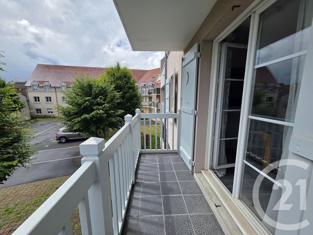 Appartement F2 à louer - 2 pièces - 50.5 m2 - BRIE COMTE ROBERT - 77 - ILE-DE-FRANCE - Century 21 Concept Immobilier