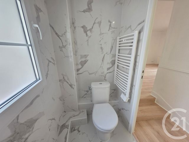 Appartement Studio à louer - 1 pièce - 27.35 m2 - BRIE COMTE ROBERT - 77 - ILE-DE-FRANCE - Century 21 Concept Immobilier