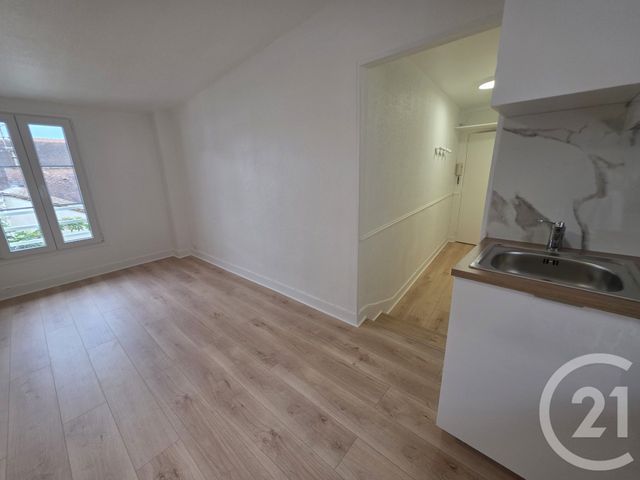 Appartement Studio à louer - 1 pièce - 27.35 m2 - BRIE COMTE ROBERT - 77 - ILE-DE-FRANCE - Century 21 Concept Immobilier