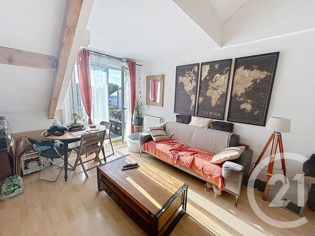 Appartement F2 à vendre - 2 pièces - 29.8 m2 - ROISSY EN BRIE - 77 - ILE-DE-FRANCE - Century 21 Concept Immobilier