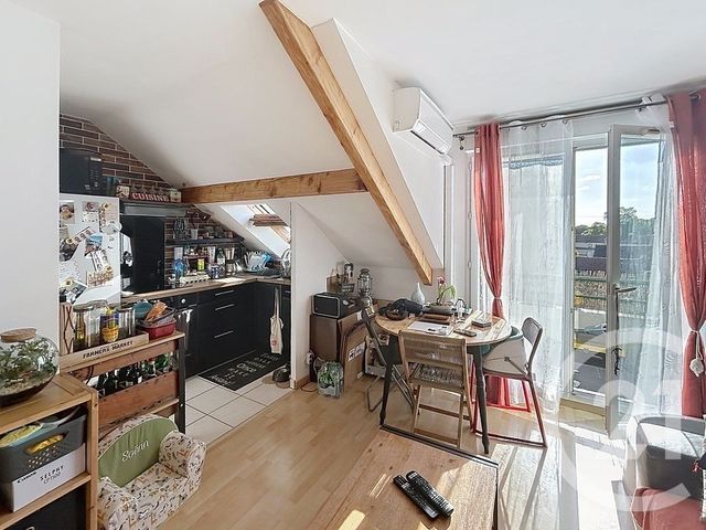 Appartement F2 à vendre - 2 pièces - 29.8 m2 - ROISSY EN BRIE - 77 - ILE-DE-FRANCE - Century 21 Concept Immobilier