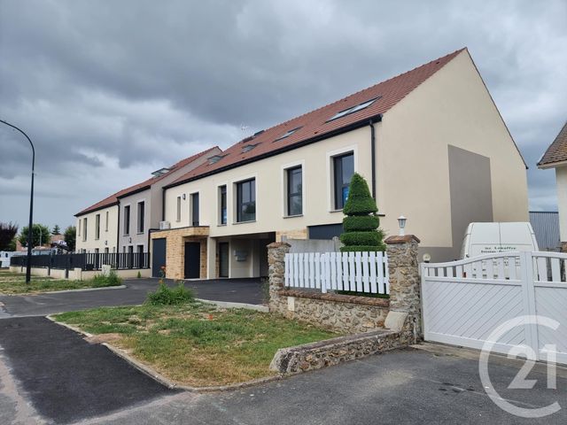 Appartement F3 à louer - 3 pièces - 65.28 m2 - FONTENAY TRESIGNY - 77 - ILE-DE-FRANCE - Century 21 Concept Immobilier
