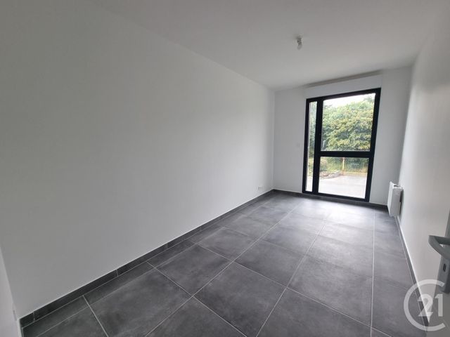 Appartement F3 à louer - 3 pièces - 65.28 m2 - FONTENAY TRESIGNY - 77 - ILE-DE-FRANCE - Century 21 Concept Immobilier