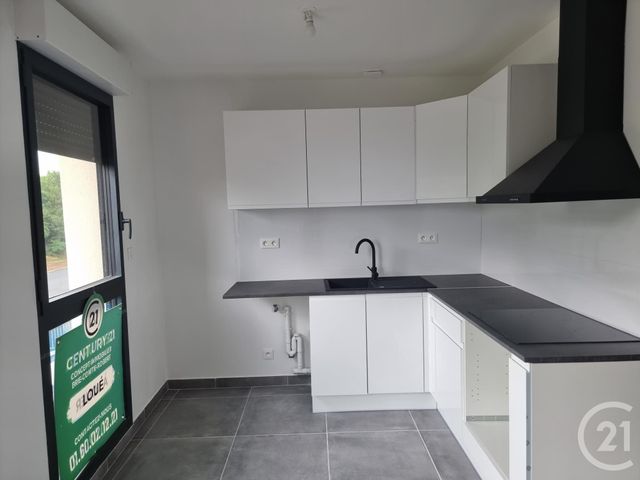 Appartement F3 à louer - 3 pièces - 65.28 m2 - FONTENAY TRESIGNY - 77 - ILE-DE-FRANCE - Century 21 Concept Immobilier