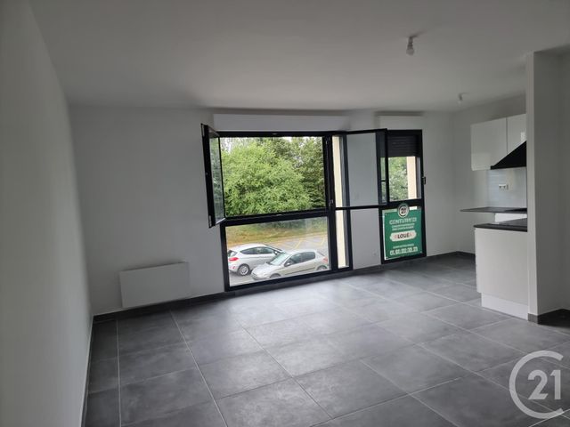 Appartement F3 à louer - 3 pièces - 65.28 m2 - FONTENAY TRESIGNY - 77 - ILE-DE-FRANCE - Century 21 Concept Immobilier