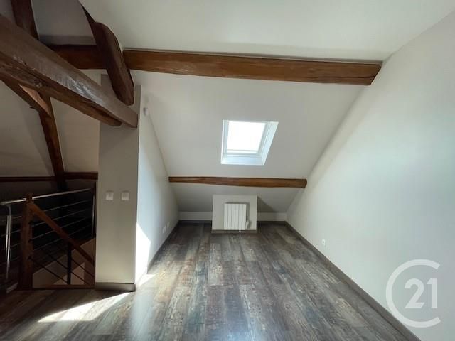 Appartement F3 à louer - 3 pièces - 75.82 m2 - SOLERS - 77 - ILE-DE-FRANCE - Century 21 Concept Immobilier