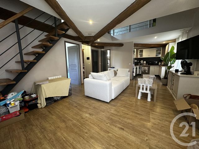 Appartement F3 à louer - 3 pièces - 75.82 m2 - SOLERS - 77 - ILE-DE-FRANCE - Century 21 Concept Immobilier