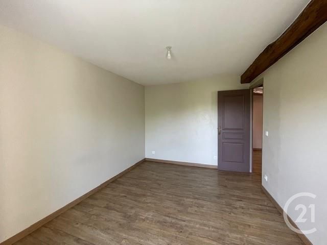 Appartement F3 à louer - 3 pièces - 75.82 m2 - SOLERS - 77 - ILE-DE-FRANCE - Century 21 Concept Immobilier