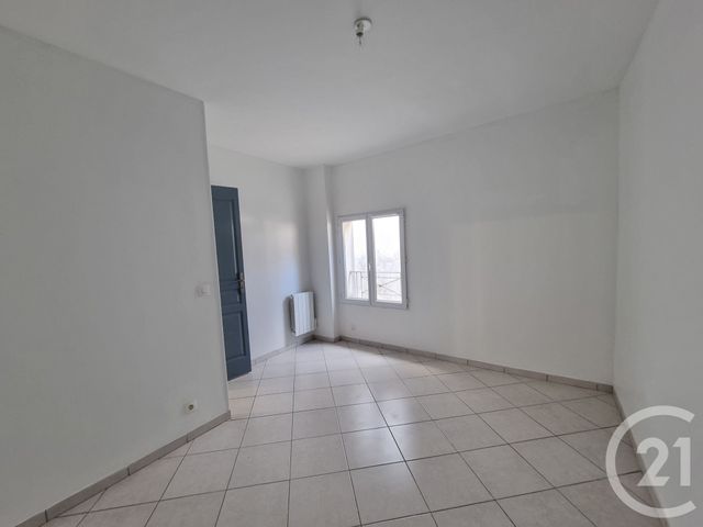 Appartement F2 à louer - 2 pièces - 32.88 m2 - BRIE COMTE ROBERT - 77 - ILE-DE-FRANCE - Century 21 Concept Immobilier