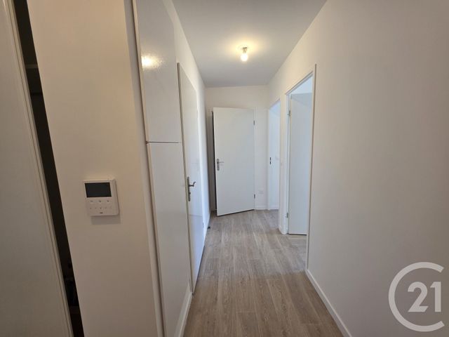 Appartement F3 à louer - 3 pièces - 63.73 m2 - BRIE COMTE ROBERT - 77 - ILE-DE-FRANCE - Century 21 Concept Immobilier