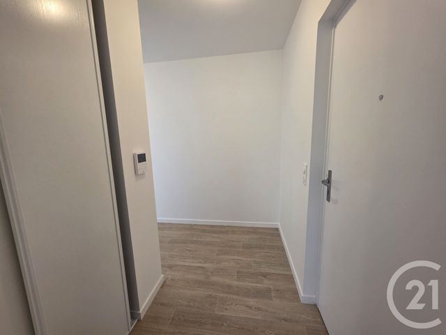 Appartement F3 à louer - 3 pièces - 63.73 m2 - BRIE COMTE ROBERT - 77 - ILE-DE-FRANCE - Century 21 Concept Immobilier