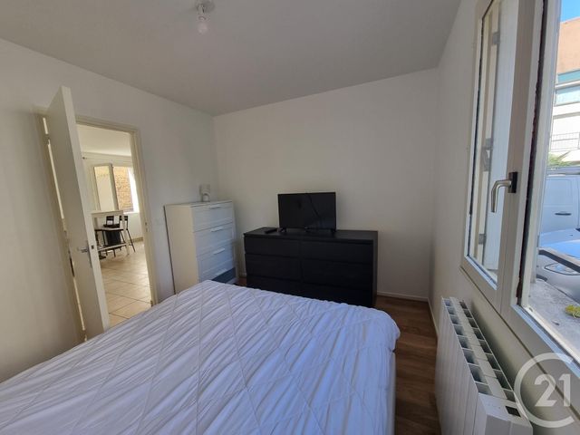 Appartement F2 à louer - 2 pièces - 40.26 m2 - BRIE COMTE ROBERT - 77 - ILE-DE-FRANCE - Century 21 Concept Immobilier