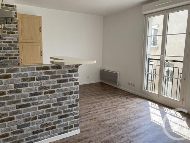 Appartement F1 à louer - 1 pièce - 26.7 m2 - BRIE COMTE ROBERT - 77 - ILE-DE-FRANCE - Century 21 Concept Immobilier