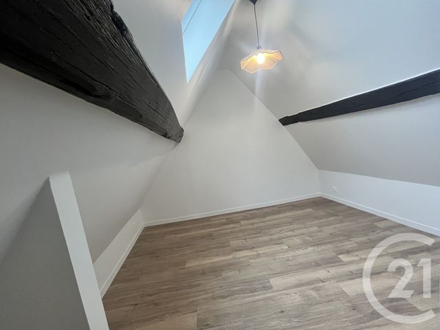Appartement T1 à louer - 1 pièce - 35.84 m2 - BRIE COMTE ROBERT - 77 - ILE-DE-FRANCE - Century 21 Concept Immobilier