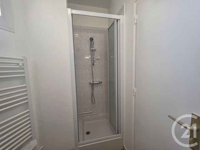 Appartement Studio à louer - 1 pièce - 24.32 m2 - BRIE COMTE ROBERT - 77 - ILE-DE-FRANCE - Century 21 Concept Immobilier