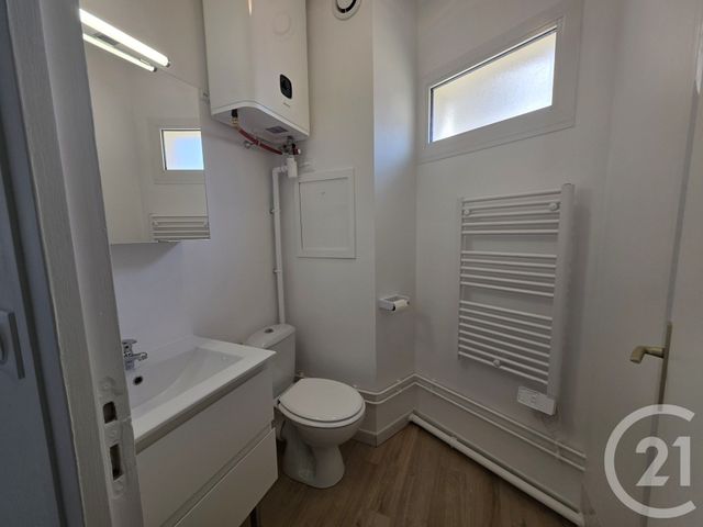 Appartement Studio à louer - 1 pièce - 24.32 m2 - BRIE COMTE ROBERT - 77 - ILE-DE-FRANCE - Century 21 Concept Immobilier