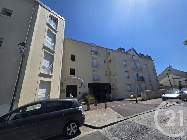 Appartement Studio à louer - 1 pièce - 24.32 m2 - BRIE COMTE ROBERT - 77 - ILE-DE-FRANCE - Century 21 Concept Immobilier
