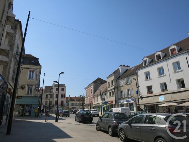 Appartement F1 à louer - 1 pièce - 30.33 m2 - BRIE COMTE ROBERT - 77 - ILE-DE-FRANCE - Century 21 Concept Immobilier