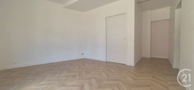 Appartement à louer - 5 pièces - 140.06 m2 - SERVON - 77 - ILE-DE-FRANCE - Century 21 Concept Immobilier