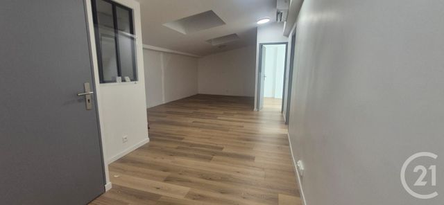 Appartement à louer - 5 pièces - 140.06 m2 - SERVON - 77 - ILE-DE-FRANCE - Century 21 Concept Immobilier