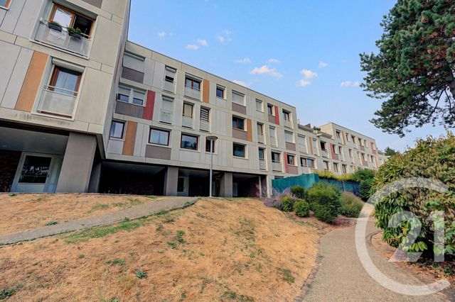 Appartement Studio à vendre - 1 pièce - 29.0 m2 - BOUSSY ST ANTOINE - 91 - ILE-DE-FRANCE - Century 21 Concept Immobilier