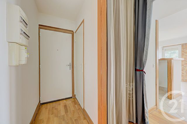 Appartement Studio à vendre - 1 pièce - 29.0 m2 - BOUSSY ST ANTOINE - 91 - ILE-DE-FRANCE - Century 21 Concept Immobilier