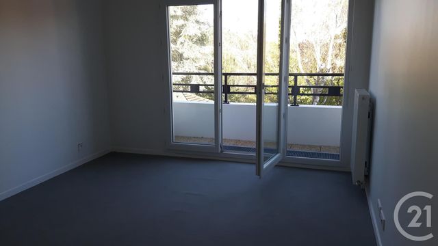 Appartement F3 à louer - 3 pièces - 54.14 m2 - BRIE COMTE ROBERT - 77 - ILE-DE-FRANCE - Century 21 Concept Immobilier