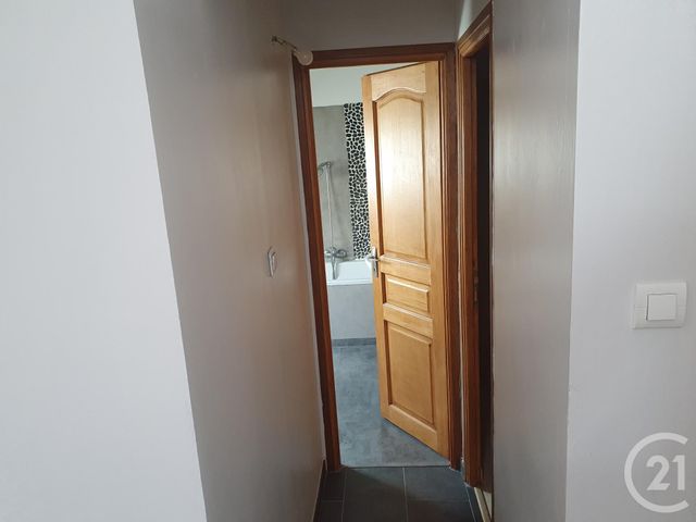 Appartement F2 à vendre - 2 pièces - 33.46 m2 - BRIE COMTE ROBERT - 77 - ILE-DE-FRANCE - Century 21 Concept Immobilier