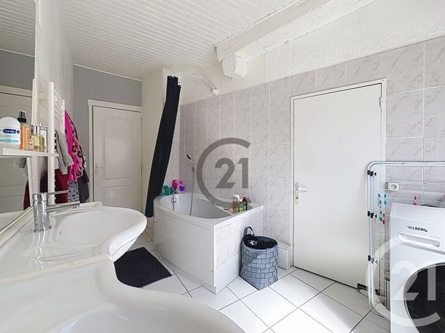 Appartement à vendre - 2 pièces - 51.34 m2 - BRIE COMTE ROBERT - 77 - ILE-DE-FRANCE - Century 21 Concept Immobilier