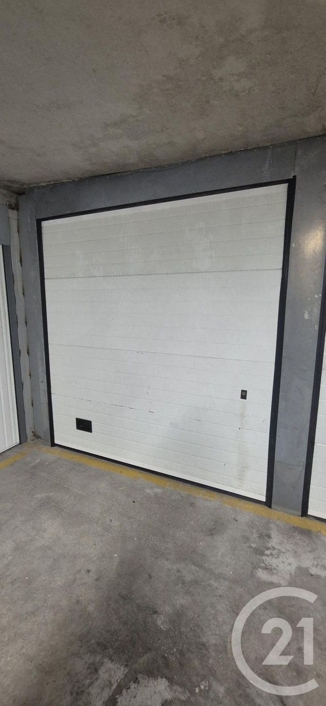 parking à louer - 20.0 m2 - BRIE COMTE ROBERT - 77 - ILE-DE-FRANCE - Century 21 Concept Immobilier
