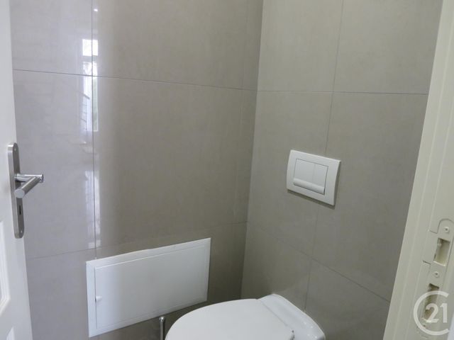 Appartement F3 à louer - 3 pièces - 50.45 m2 - BRIE COMTE ROBERT - 77 - ILE-DE-FRANCE - Century 21 Concept Immobilier