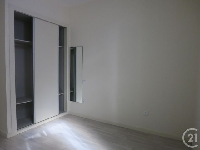 Appartement F3 à louer - 3 pièces - 50.45 m2 - BRIE COMTE ROBERT - 77 - ILE-DE-FRANCE - Century 21 Concept Immobilier