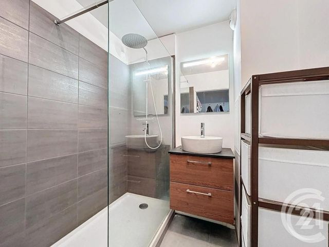 Appartement F2 à louer - 2 pièces - 39.49 m2 - BRIE COMTE ROBERT - 77 - ILE-DE-FRANCE - Century 21 Concept Immobilier