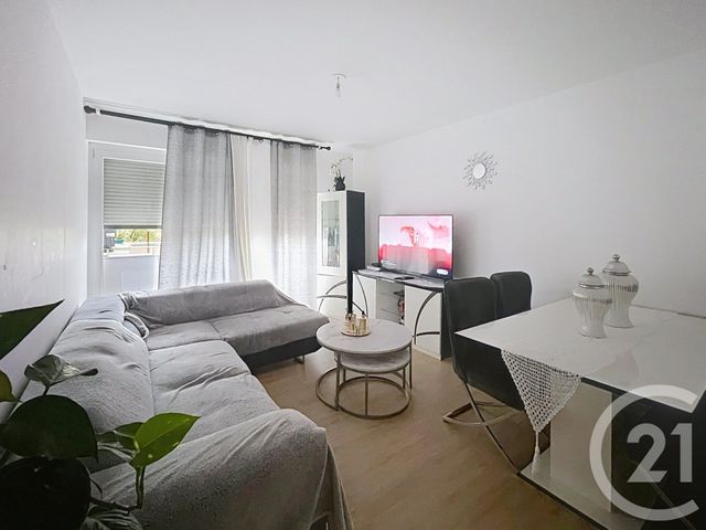 Appartement F3 à vendre - 3 pièces - 61.47 m2 - EPINAY SOUS SENART - 91 - ILE-DE-FRANCE - Century 21 Concept Immobilier
