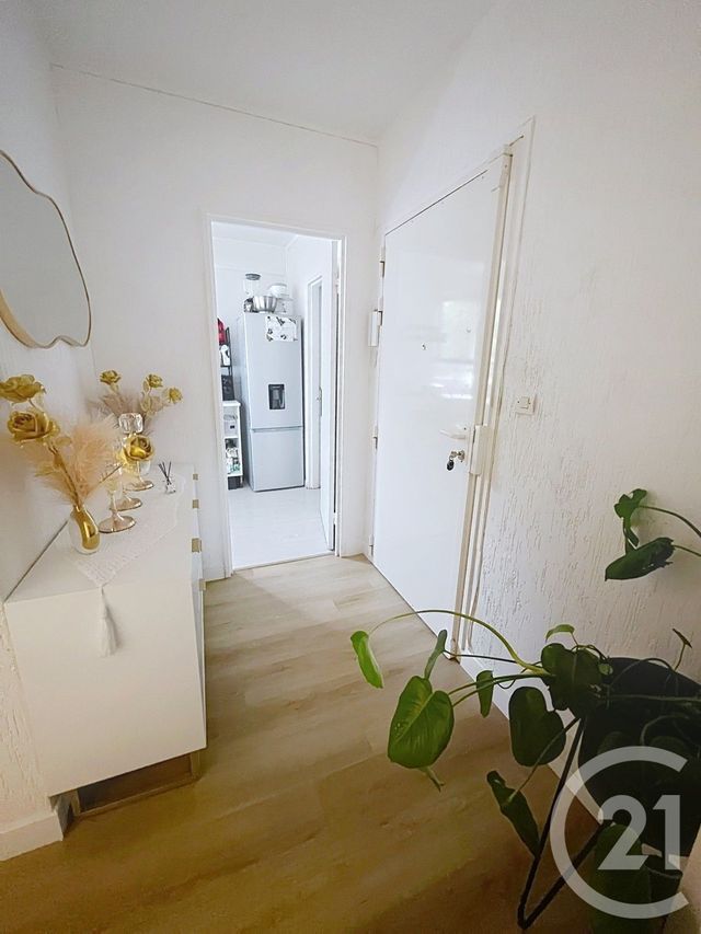 Appartement F3 à vendre - 3 pièces - 61.47 m2 - EPINAY SOUS SENART - 91 - ILE-DE-FRANCE - Century 21 Concept Immobilier