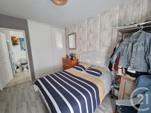 Appartement F2 à louer - 2 pièces - 39.67 m2 - BRIE COMTE ROBERT - 77 - ILE-DE-FRANCE - Century 21 Concept Immobilier