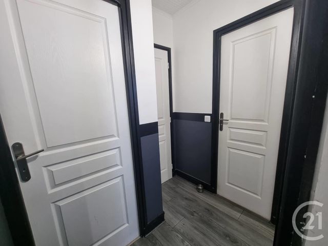 Appartement F3 à louer - 3 pièces - 62.95 m2 - BRIE COMTE ROBERT - 77 - ILE-DE-FRANCE - Century 21 Concept Immobilier
