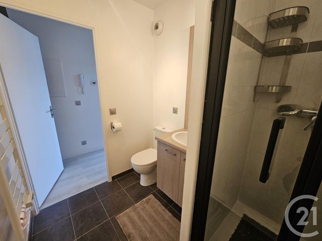 Appartement F1 bis à louer - 2 pièces - 29.44 m2 - BRIE COMTE ROBERT - 77 - ILE-DE-FRANCE - Century 21 Concept Immobilier