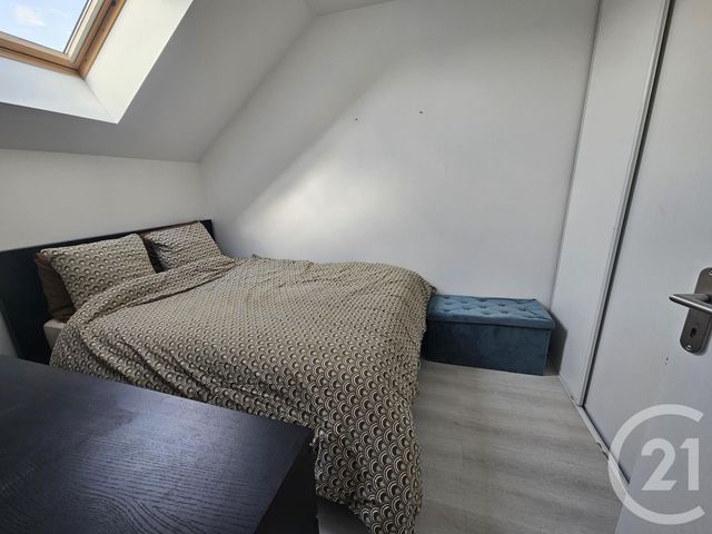 Appartement F1 bis à louer - 2 pièces - 29.44 m2 - BRIE COMTE ROBERT - 77 - ILE-DE-FRANCE - Century 21 Concept Immobilier