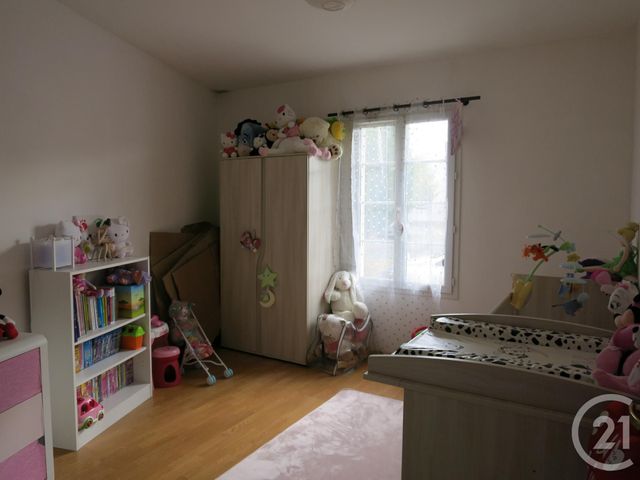 Appartement F2 à louer - 2 pièces - 47.22 m2 - BRIE COMTE ROBERT - 77 - ILE-DE-FRANCE - Century 21 Concept Immobilier