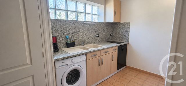 Appartement F2 à louer - 2 pièces - 34.0 m2 - BRIE COMTE ROBERT - 77 - ILE-DE-FRANCE - Century 21 Concept Immobilier