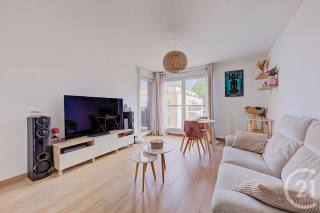Appartement F2 à vendre - 2 pièces - 44.8 m2 - OZOIR LA FERRIERE - 77 - ILE-DE-FRANCE - Century 21 Concept Immobilier
