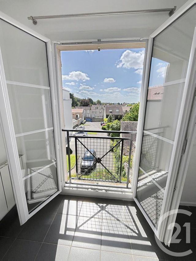 Appartement F2 à louer - 2 pièces - 39.2 m2 - BRIE COMTE ROBERT - 77 - ILE-DE-FRANCE - Century 21 Concept Immobilier