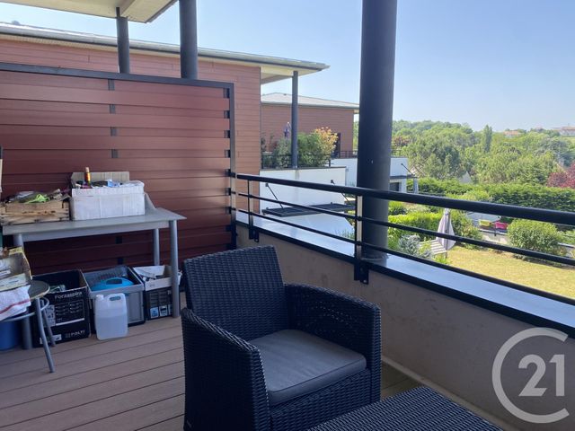 Appartement F2 à louer - 2 pièces - 51.42 m2 - SANTENY - 94 - ILE-DE-FRANCE - Century 21 Concept Immobilier