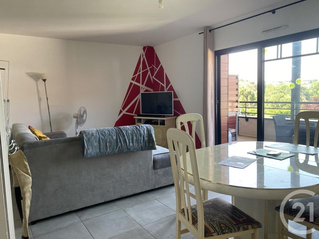 Appartement F2 à louer - 2 pièces - 51.42 m2 - SANTENY - 94 - ILE-DE-FRANCE - Century 21 Concept Immobilier
