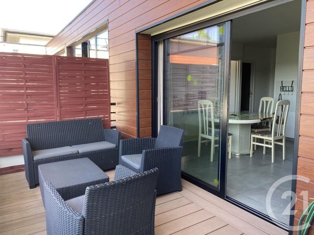 Appartement F2 à louer - 2 pièces - 51.42 m2 - SANTENY - 94 - ILE-DE-FRANCE - Century 21 Concept Immobilier