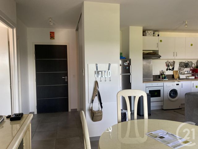 Appartement F2 à louer - 2 pièces - 51.42 m2 - SANTENY - 94 - ILE-DE-FRANCE - Century 21 Concept Immobilier